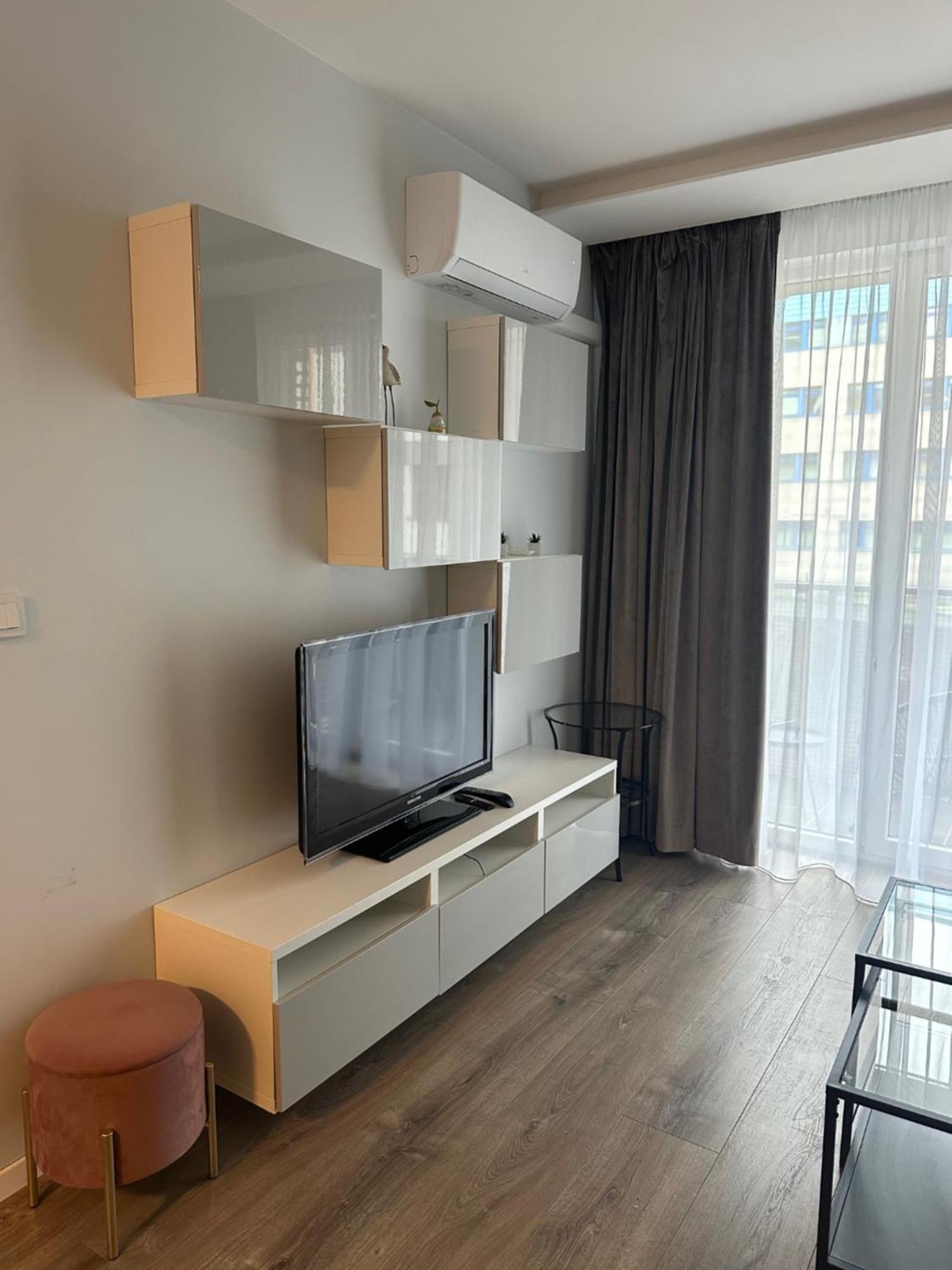 Modern Apartment Near To The Chopin'S Airport Cybernetyki 2A Варшава Экстерьер фото